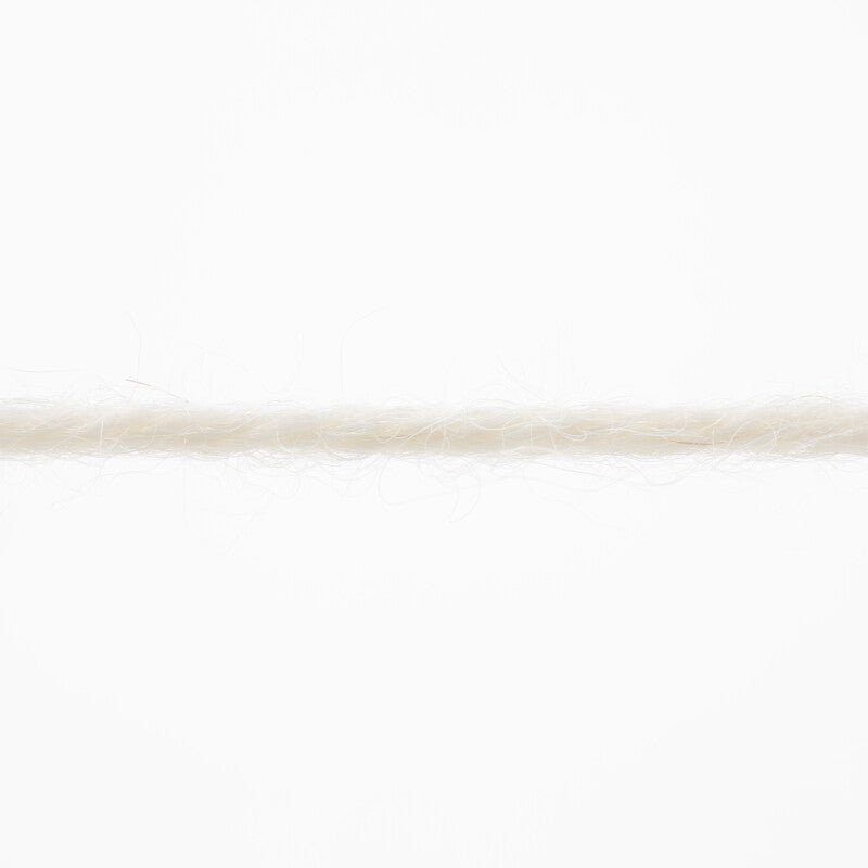 Lang Yarns Alpaca Soxx 6-ply Yarn, 390m / 150g – Cream (0002), yarn strand
