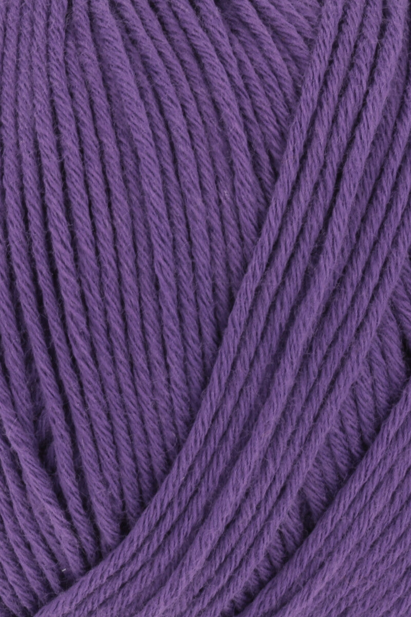 Lang Yarns Baby Cotton – 50g / 180m – Violet (0080) – detail