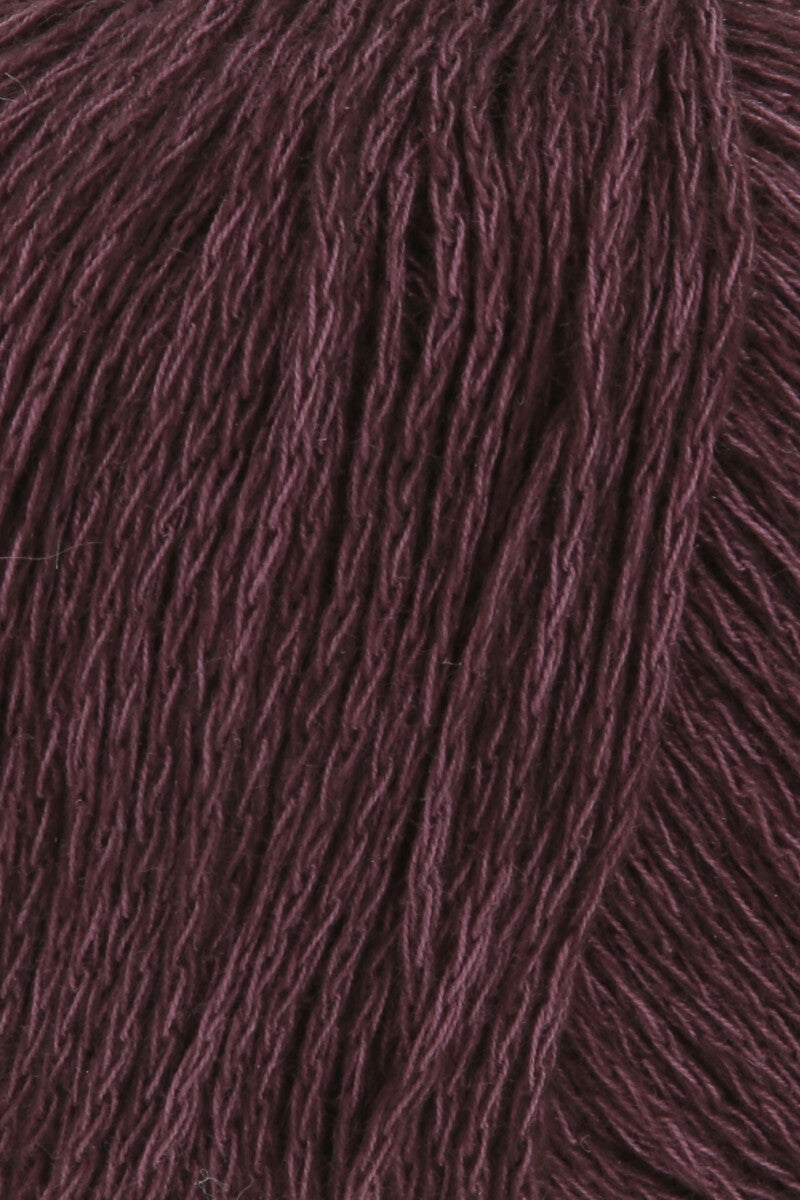 Lang Yarns Vaya – 50g / 200m – Wine Red (0062) – detail