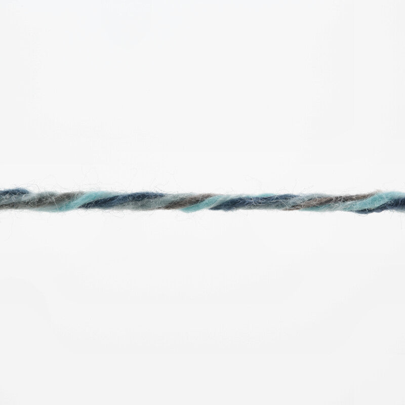 Lang Yarns Illusion – 100g / 270m – Blue/Grey/Beige (0006) – yarn texture