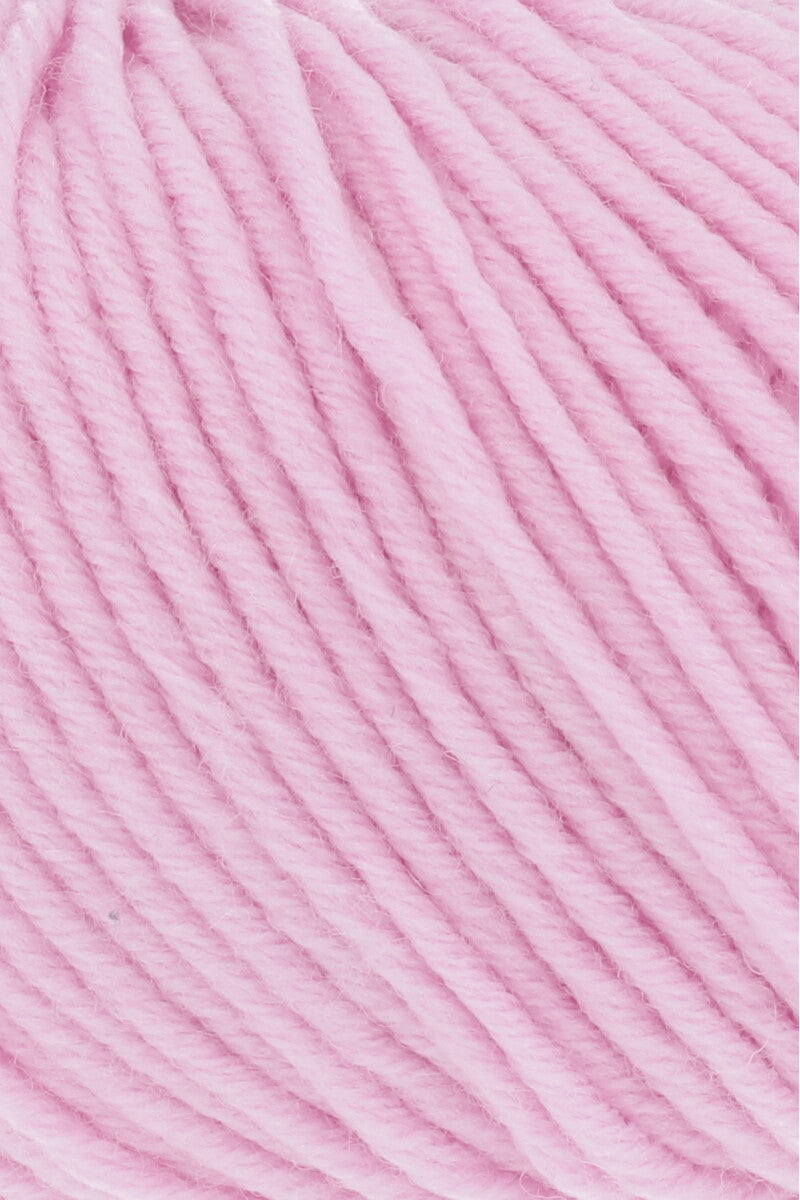 Lang Yarns Merino+ – 50g / 90m – Light Rose (0109) – detail
