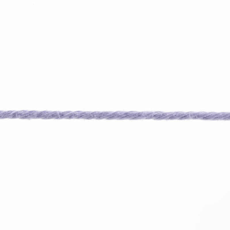 Lang Yarns Quattro – 50g / 120m – Lavender (0007) – yarn texture