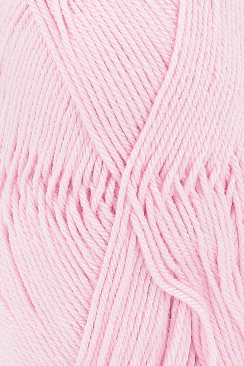 Lang Yarns Quattro – 50g / 120m – Rose (0009) – detail