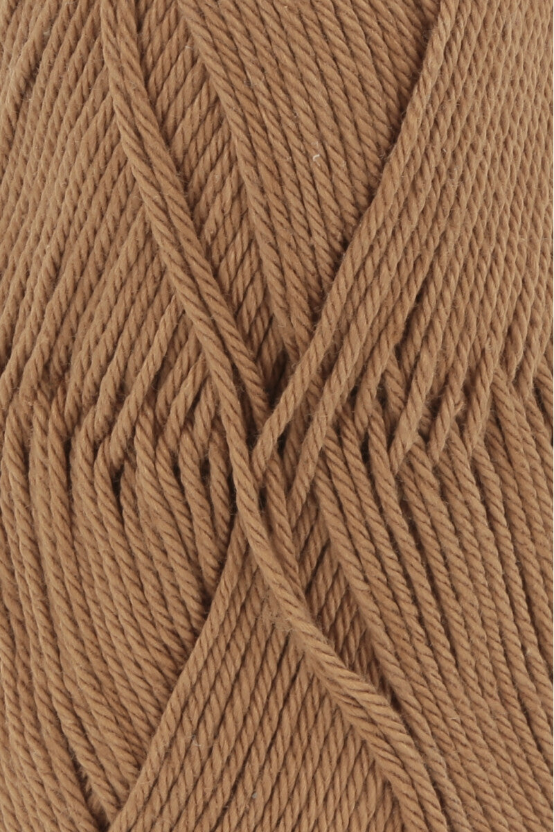 Lang Yarns Quattro – 50g / 120m – Cognac (0115) – detail