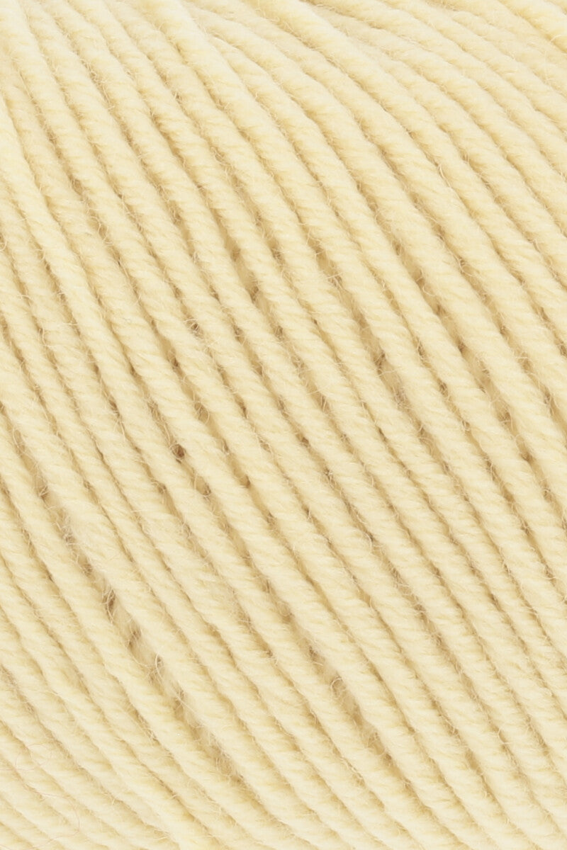 Lang Yarns Merino 150 Yarn, 150m / 50g – Yellow (0013), yarn texture