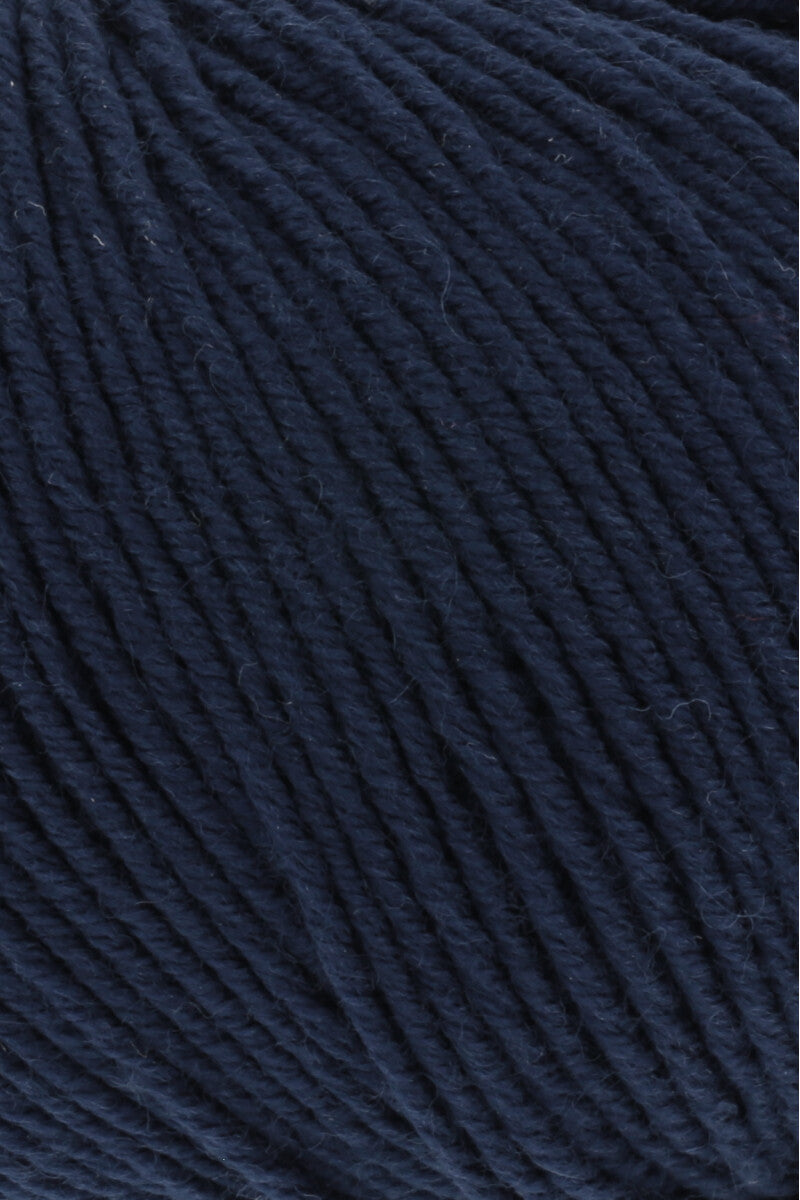 Lang Yarns Merino 150 Yarn, 150m / 50g – Blue Marine (0035), yarn texture