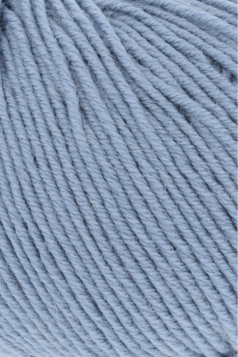 Lang Yarns Merino 150 Yarn, 150m / 50g – Jeans Medium (0134), yarn texture