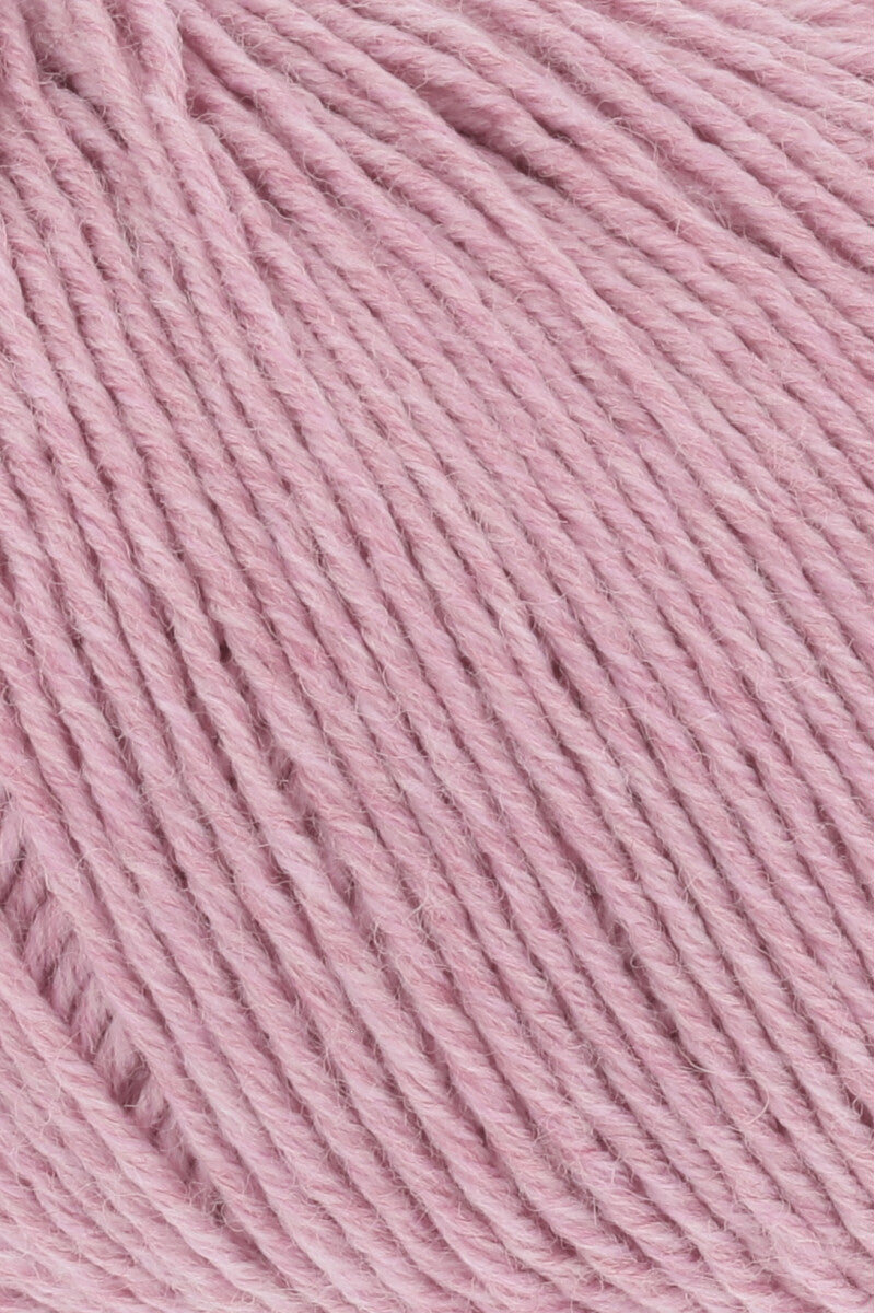 Lang Yarns Merino 150 Yarn, 150m / 50g – Rose Mélange (0248), yarn texture