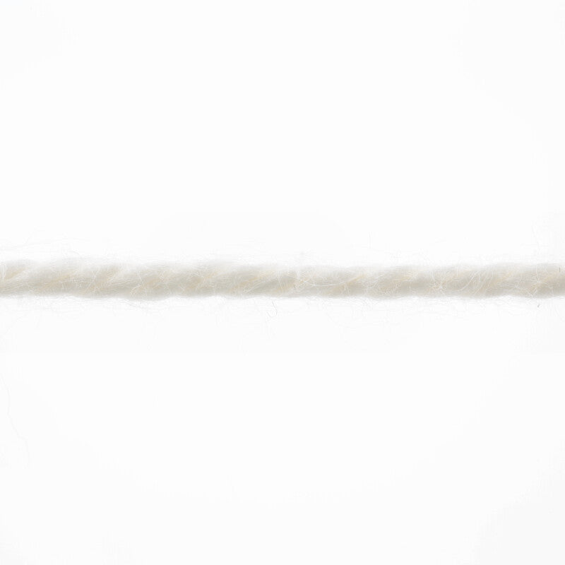 Lang Yarns Tissa β 50g / 80m β Egg White (0002) β yarn texture