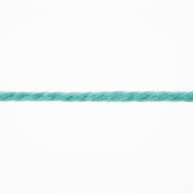 Lang Yarns Tissa β 50g / 80m β Turquoise (0073) β yarn texture