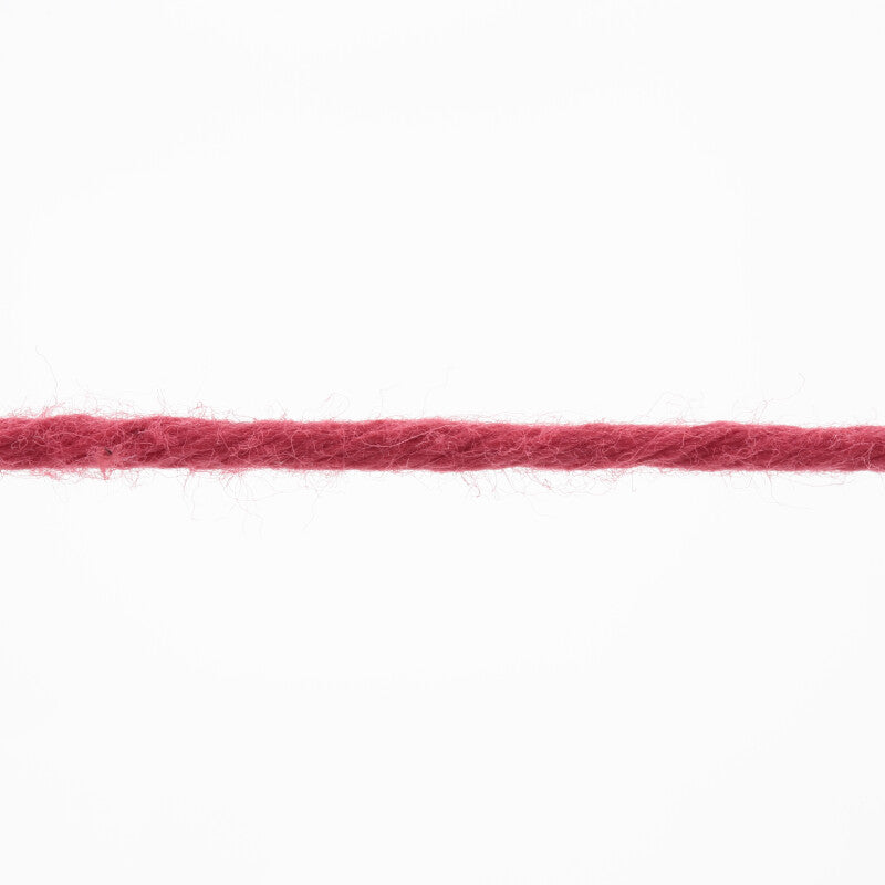 Lang Yarns Handarbeitsgarn – 50g / 84m – Red (0661) – yarn texture