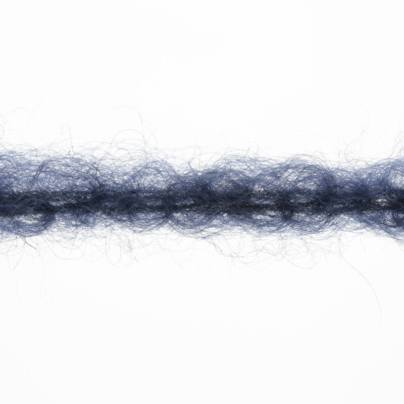 Lang Yarns Cashmere Light – 25g / 85m – Navy (0035) – yarn texture