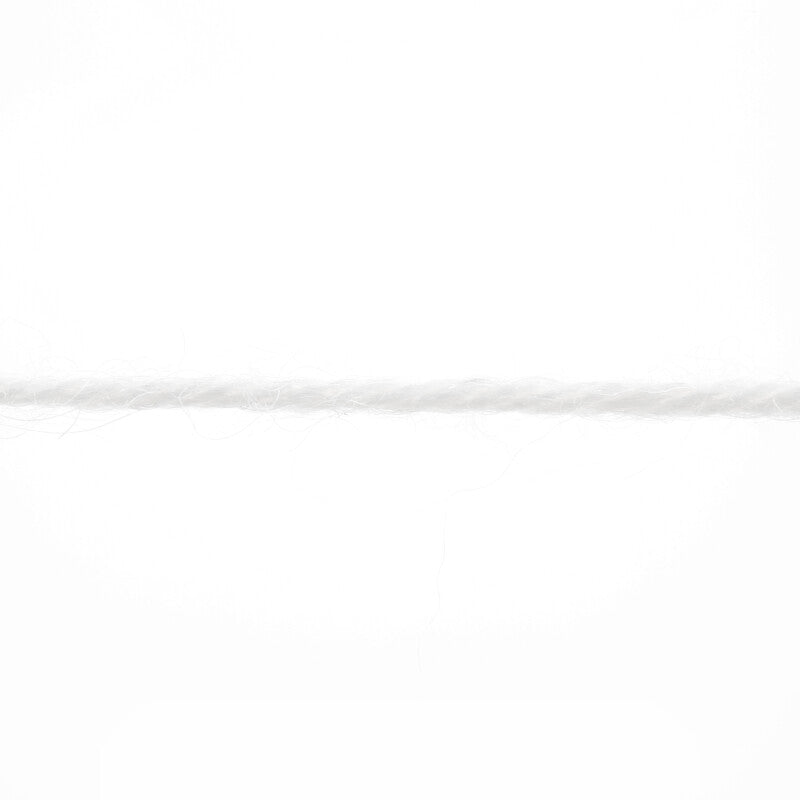 Lang Yarns Alpaca Soxx 4-ply Yarn, 390m / 100g – White (0002), yarn strand
