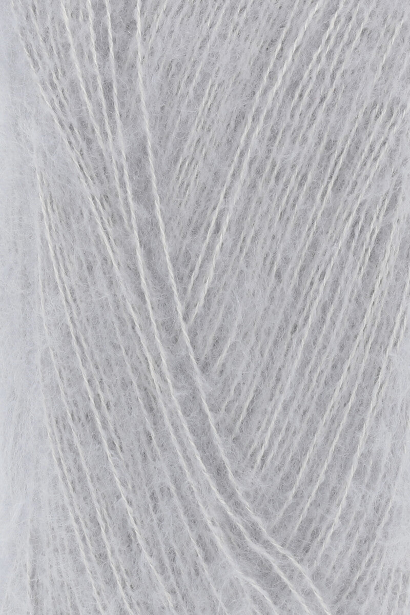 Lang Yarns Cashmere Dreams Yarn, 290m / 25g – Light Grey Mélange (0023), yarn texture