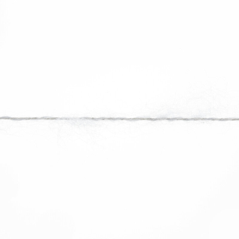 Lang Yarns Cashmere Dreams Yarn, 290m / 25g – Light Grey Mélange (0023), yarn strand