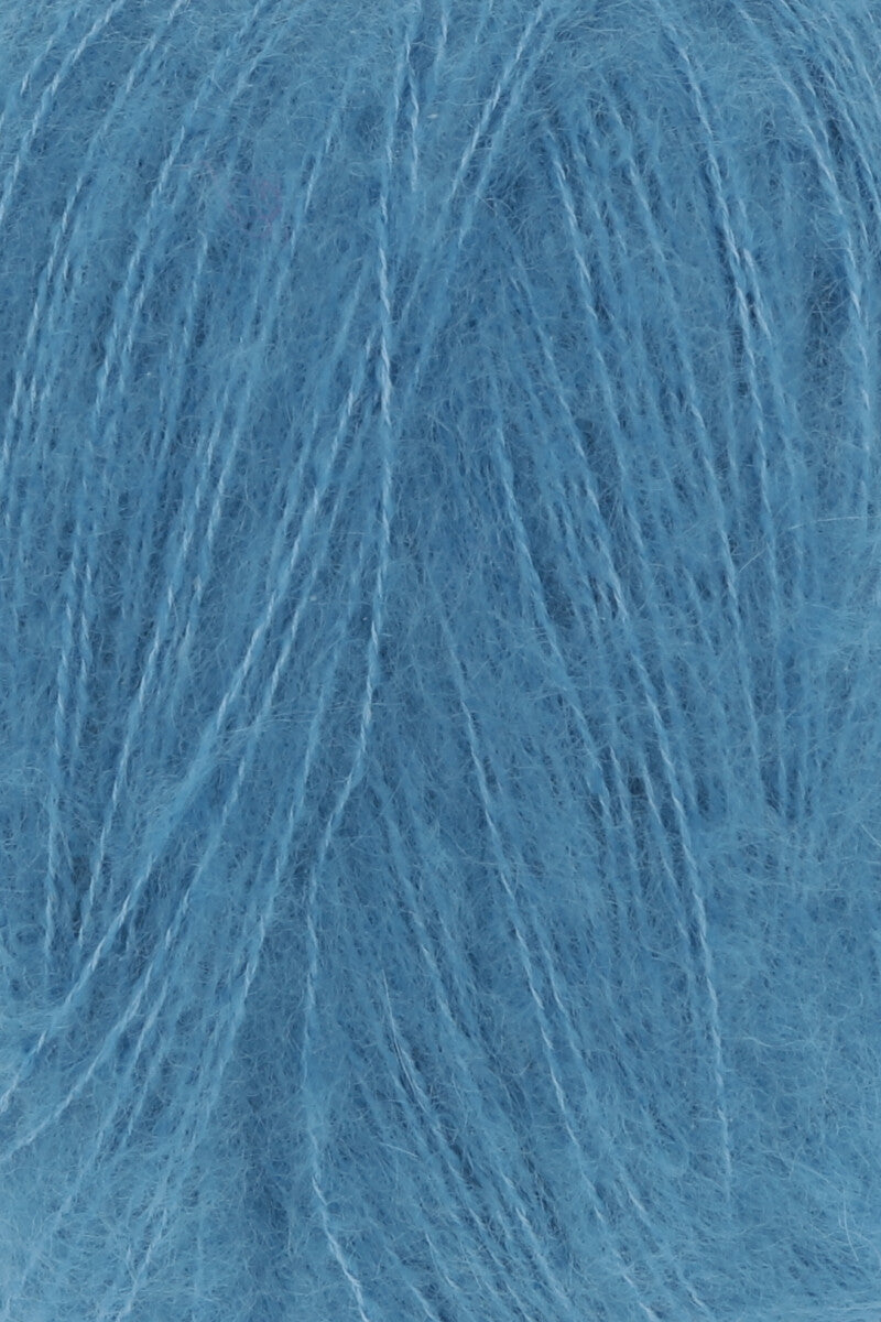 Lang Yarns Cashmere Dreams Yarn, 290m / 25g – Azure (0121), yarn texture