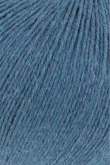 Lang Yarns Alpaca Soxx 6-ply Yarn, 390m / 150g – Azure Mélange (0021), yarn texture
