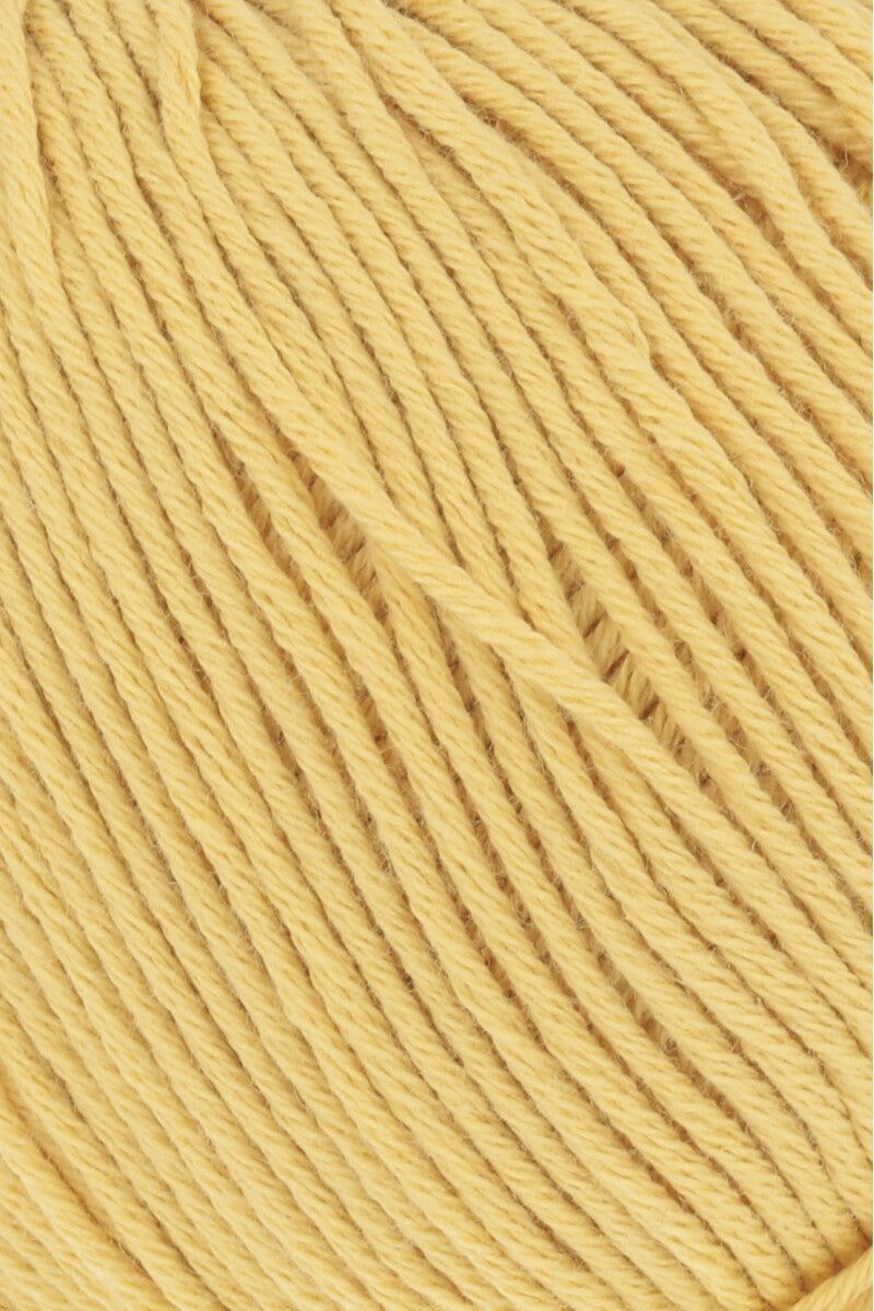 Lang Yarns Baby Cotton – 50g / 180m – Yellow (0014) – detail