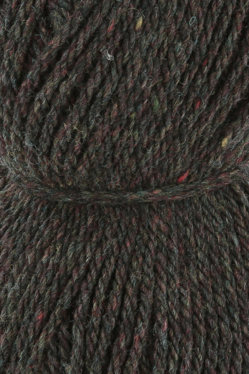 Lang Yarns Donegal Woolen Spun Yarn, 105m / 50g – Magma (0063), yarn texture