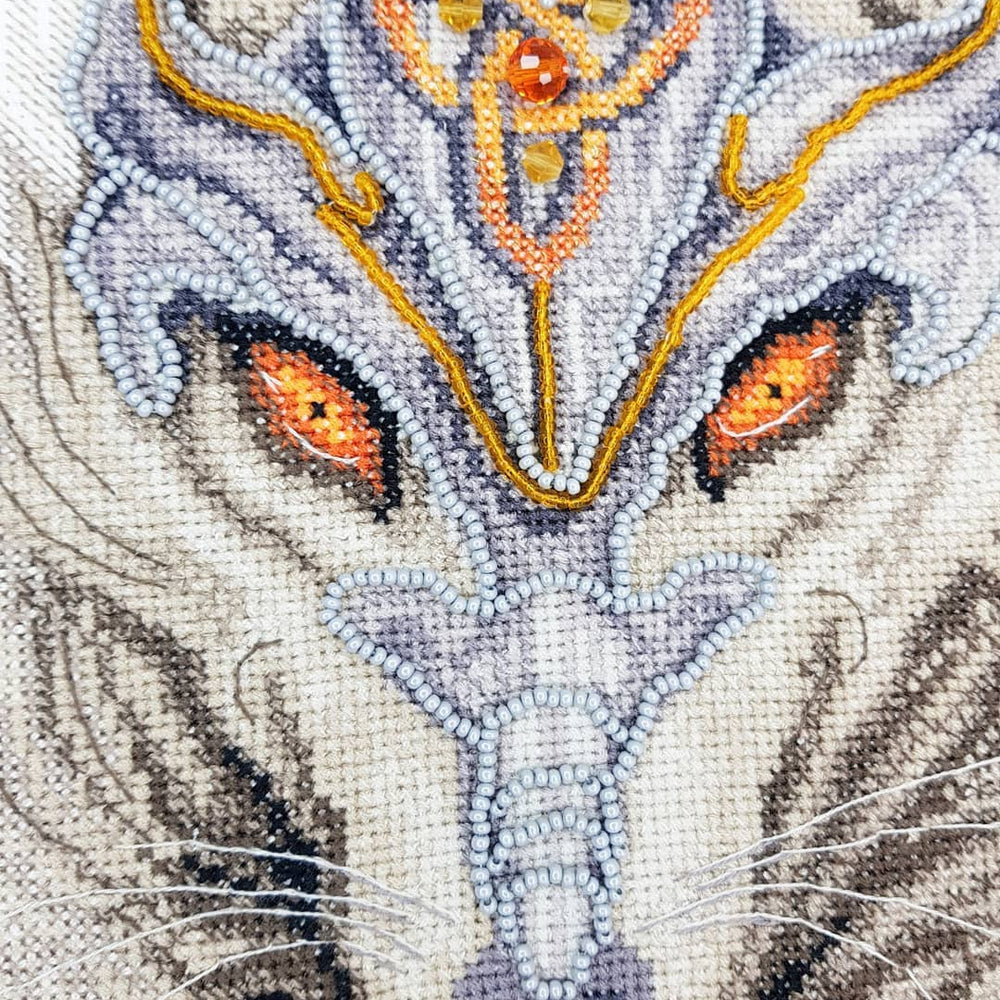 Charivna Mit Keeper of the Secret, Momentos Magicos.