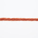 Lang Yarns Merino+ – 50g / 90m – Tangarine (0259) – yarn texture