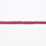 Lang Yarns Merino+ – 50g / 90m – Raspberry Mélange (0265) – yarn texture