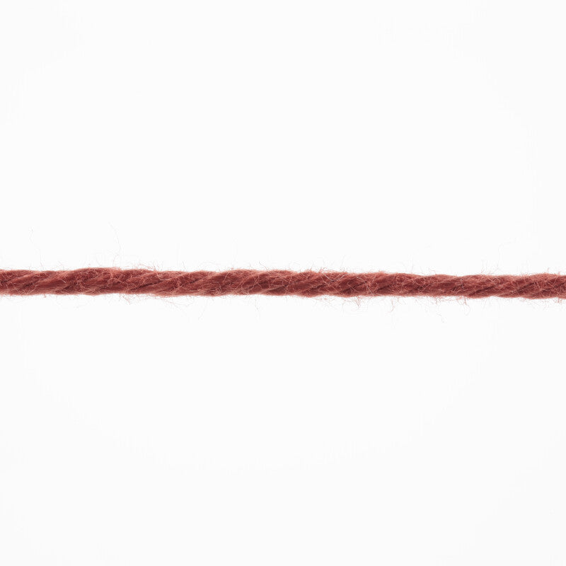 Lang Yarns Quattro – 50g / 120m – Blood Orange (0015) – yarn texture