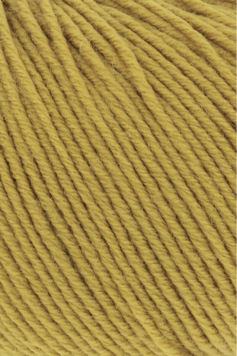 Lang Yarns Merino 150 Yarn, 150m / 50g – Gold (0050), yarn texture