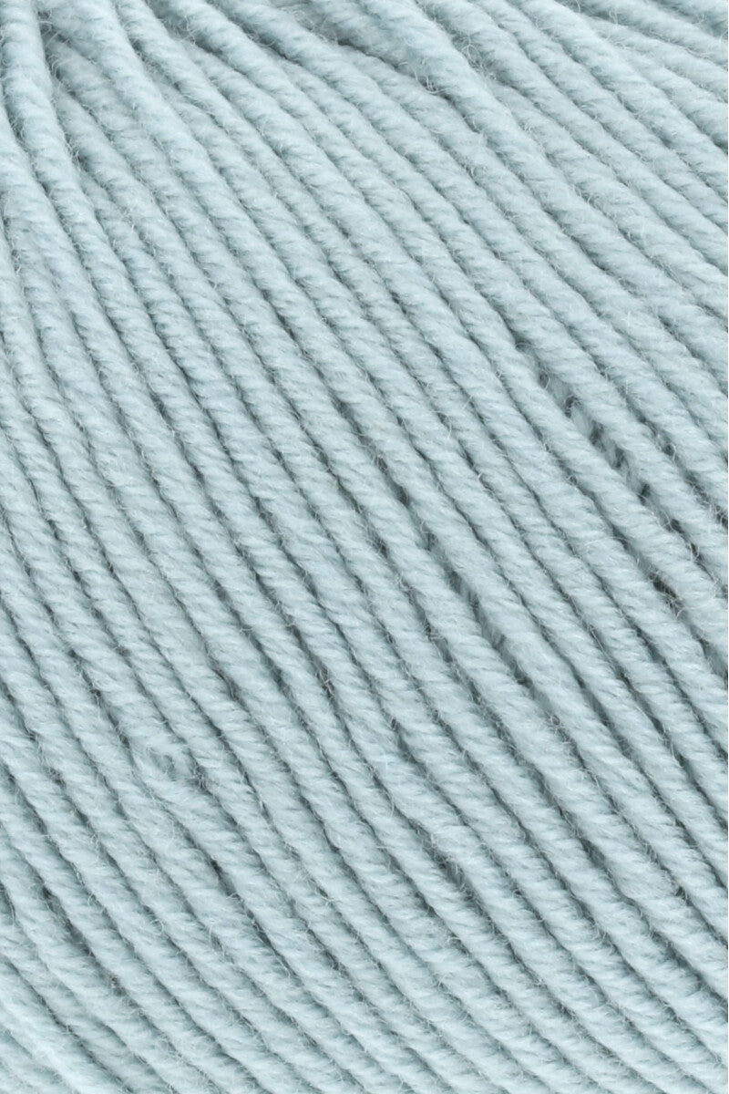 Lang Yarns Merino 150 Yarn, 150m / 50g – Dark Mint (0273), yarn texture