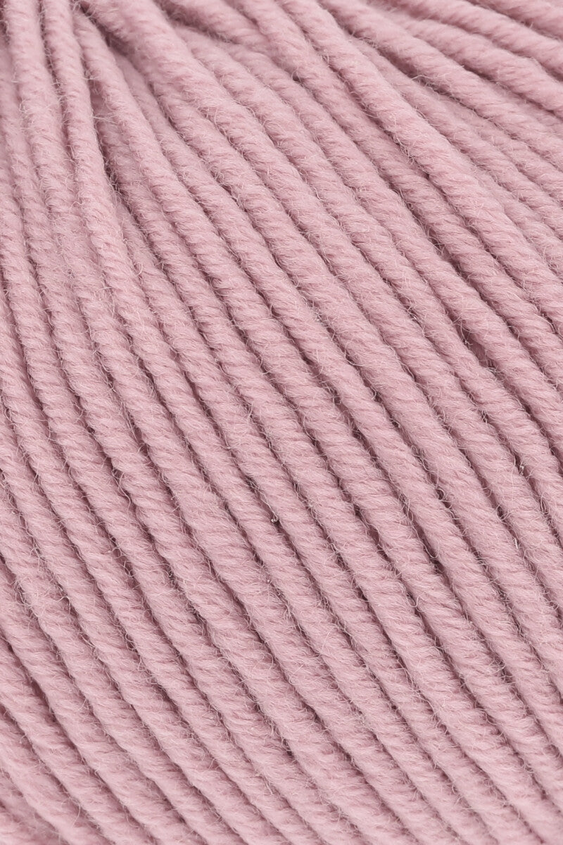Lang Yarns Merino 120 Yarn, 120m / 50g – Rosé (0219), yarn texture