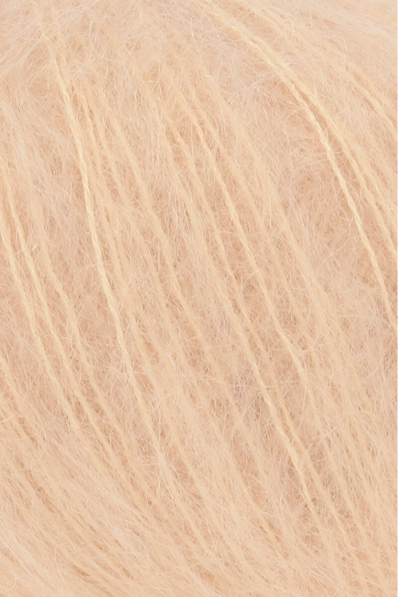 Lang Yarns Mohair Luxe Yarn, 175m / 25g – Apricot (0027), yarn texture