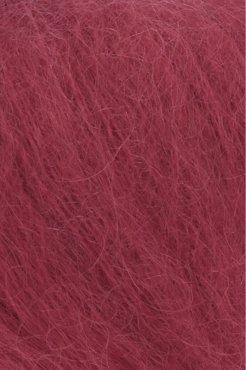 Lang Yarns Mohair Luxe Yarn, 175m / 25g – Red (0060), yarn texture