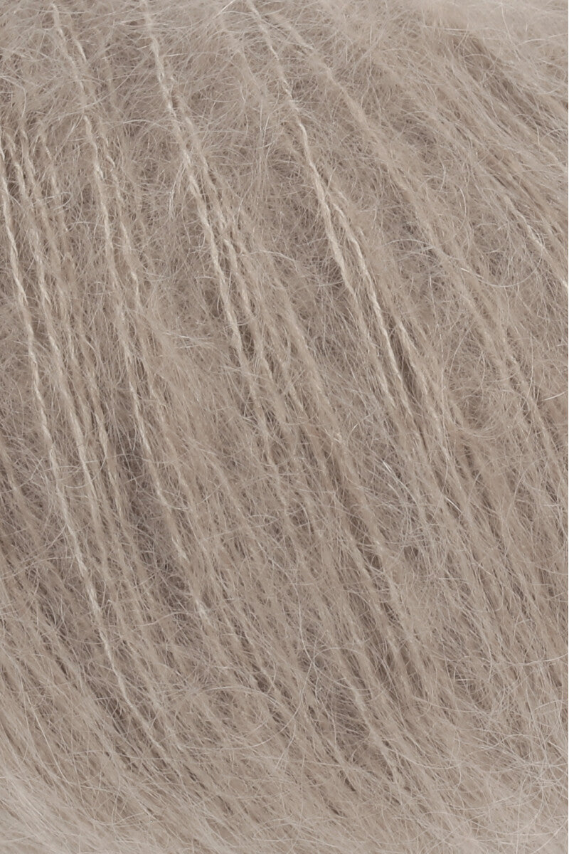 Lang Yarns Mohair Luxe Yarn, 175m / 25g – Beige (0126), yarn texture