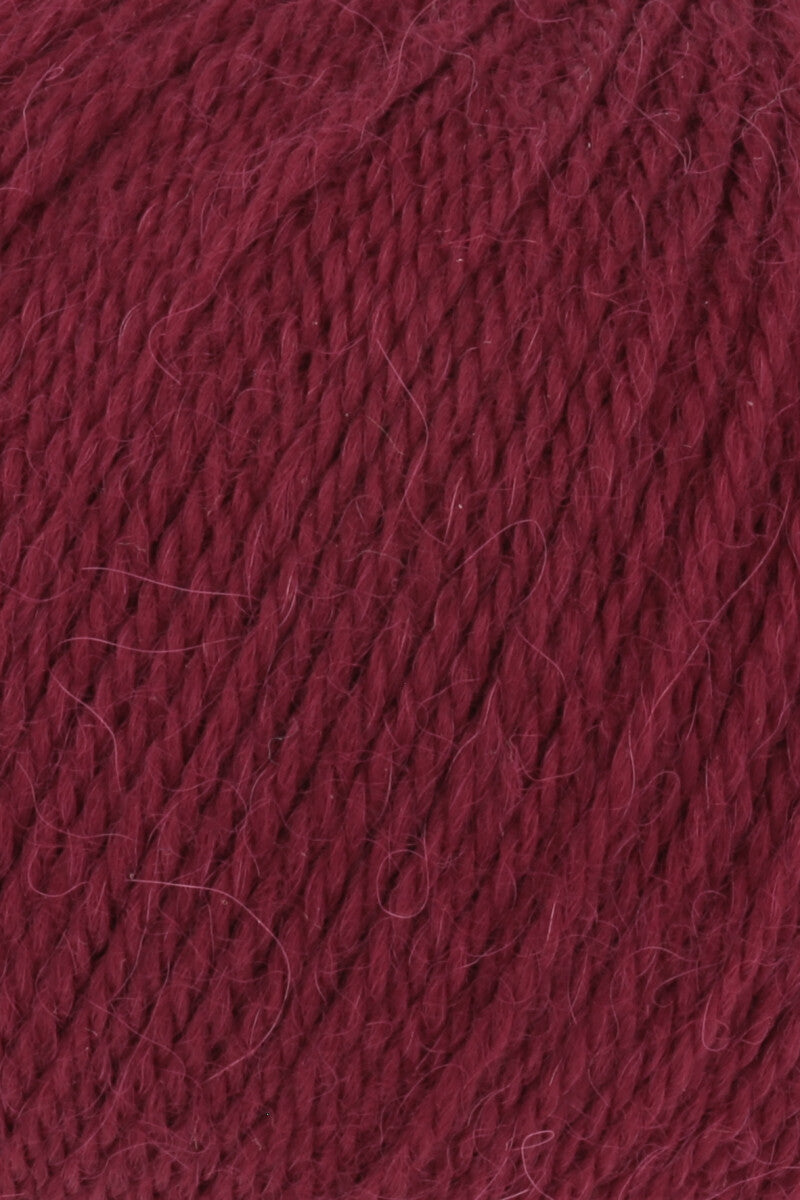 Lang Yarns Baby Alpaca Yarn, 170m / 50g – Dark Red (0162), yarn texture