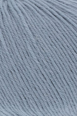 Lang Yarns Merino 200 Bébé Yarn, 203m / 50g – Light Jeans (0333), yarn texture