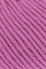 Lang Yarns Merino 70 – 50g / 70m – Fuchsia (0165) – detail