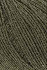 Lang Yarns Merino 400 Lace – 25g / 200m – Olive (0098) – detail