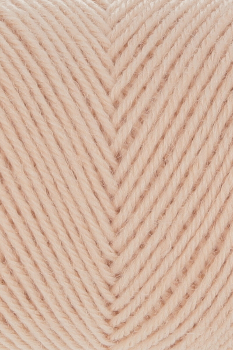 Lang Yarns Jawoll Yarn, 190m / 50g – Apricot (0127), yarn texture