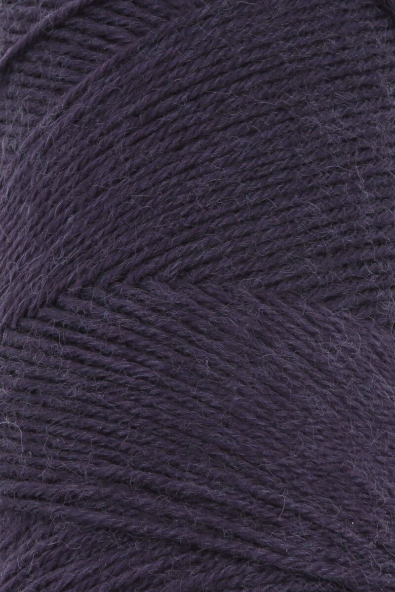 Lang Yarns Jawoll Yarn, 190m / 50g – Eggplant (0290), yarn texture