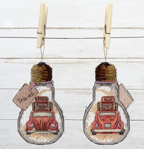 RED CAR Travel cross-stitch kit, plastic canvas.