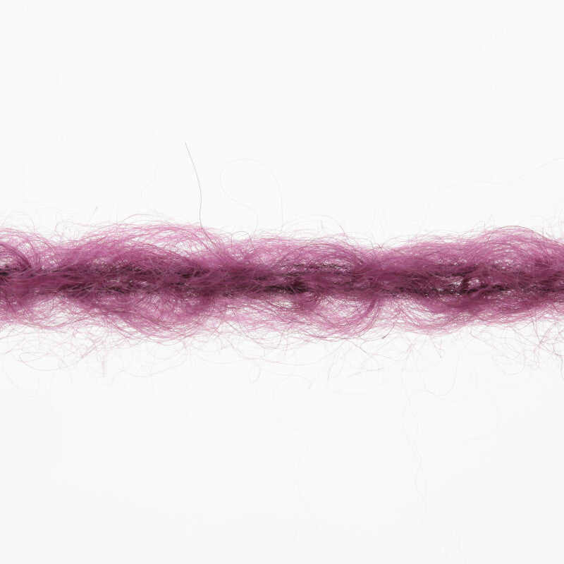 Lang Yarns Cashmere Light – 25g / 85m – Fuchsia (0065) – yarn texture
