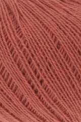 Lang Yarns Cashmere Extra Lace – 25g / 320m – Copper (0015) – detail
