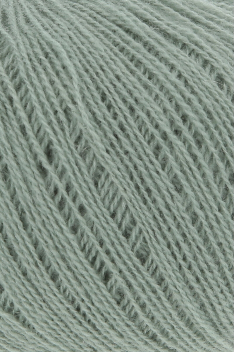 Lang Yarns Cashmere Extra Lace – 25g / 320m – Sage (0092) – detail
