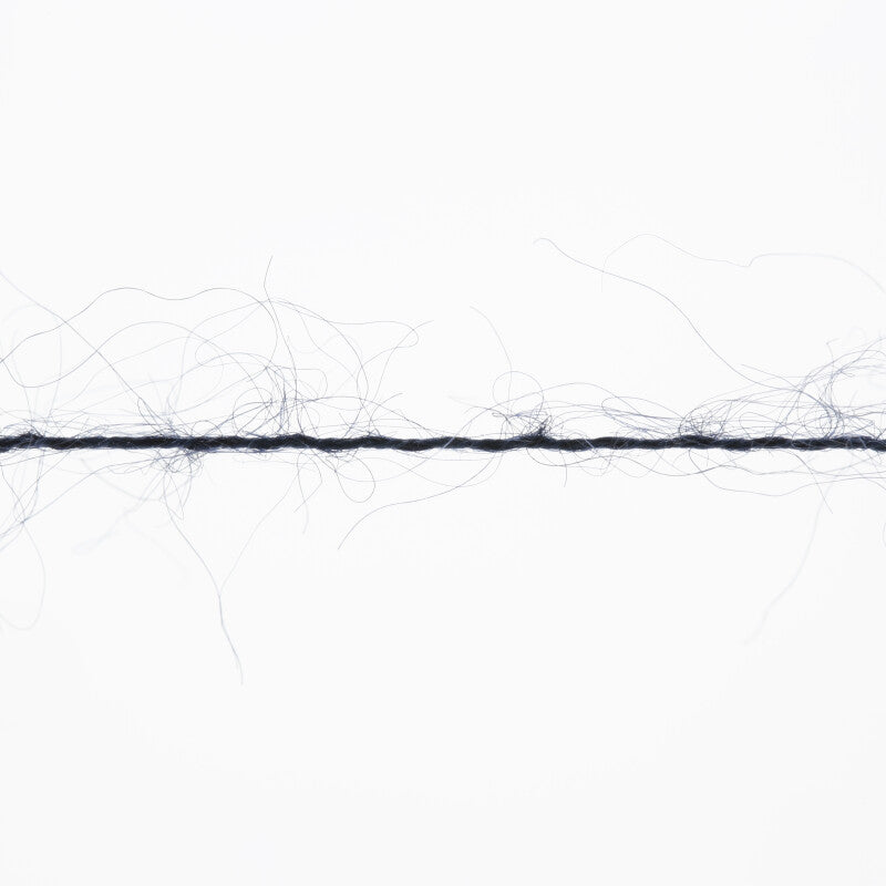 Lang Yarns Lace Yarn, 310m / 25g – Navy (0025), yarn strand