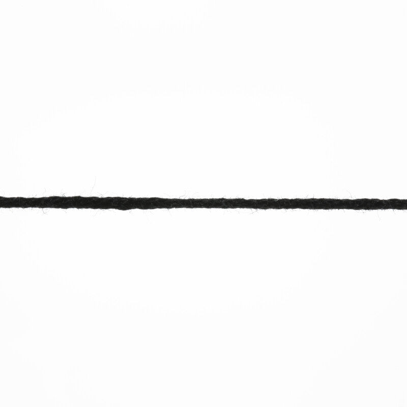 Lang Yarns Marisa – 100% Egyptian cotton yarn, 50g/210m – Black (0004) – yarn texture
