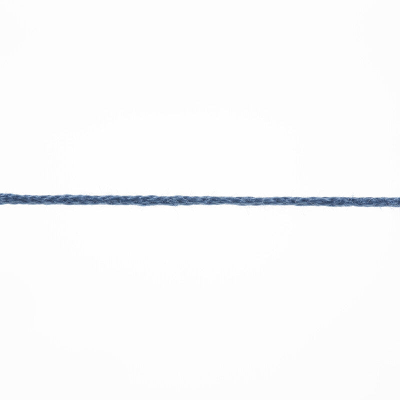 Lang Yarns Marisa – 100% Egyptian cotton yarn, 50g/210m – Dove Blue (0010) – yarn texture