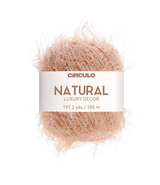Circulo Natural Luxury Decor - Fluffy Effect Yarn, 180 m / 280 g - Ball of yarn with 'Circulo' label on a white background